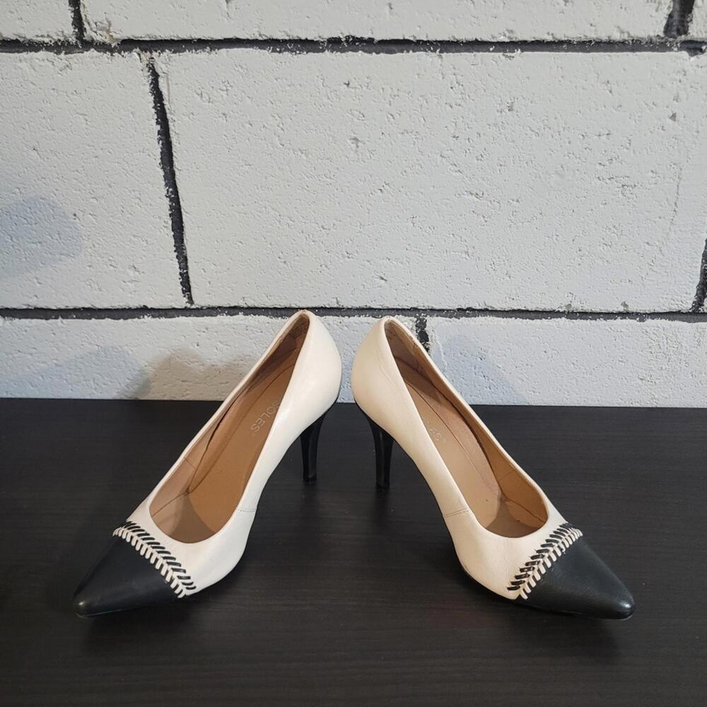 BUNDLE SALE!  AEROSOLES Black & White Heels Sz 5.5M